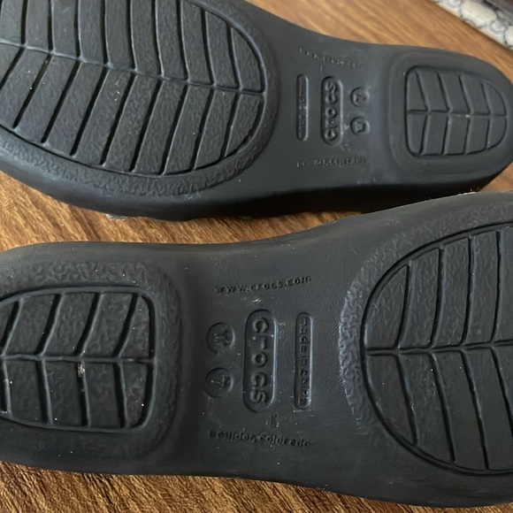 Croc’s Wedge Sandals - Picture 4 of 4